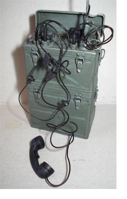 Motorola SCR-300-2.jpg